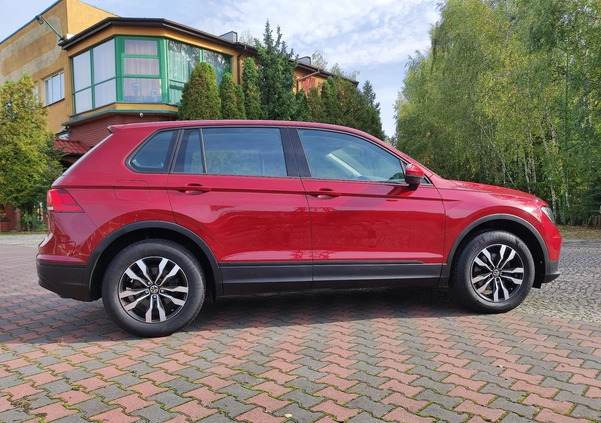 Volkswagen Tiguan cena 73900 przebieg: 63000, rok produkcji 2017 z Radzionków małe 79